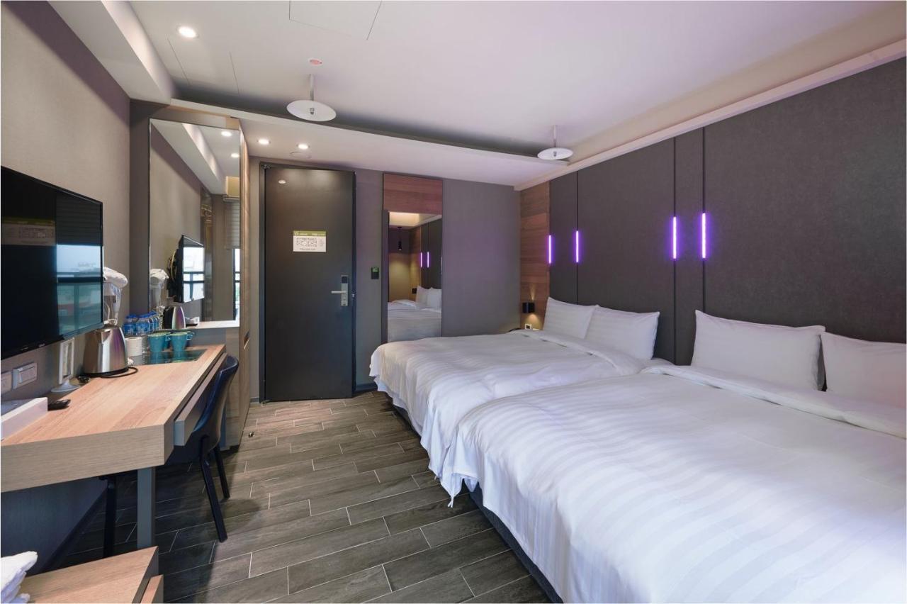 Kiwi Share Hotel Zhongli Exteriör bild