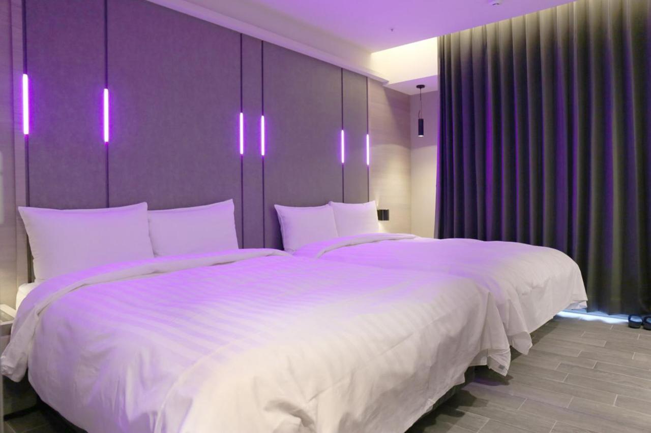 Kiwi Share Hotel Zhongli Exteriör bild